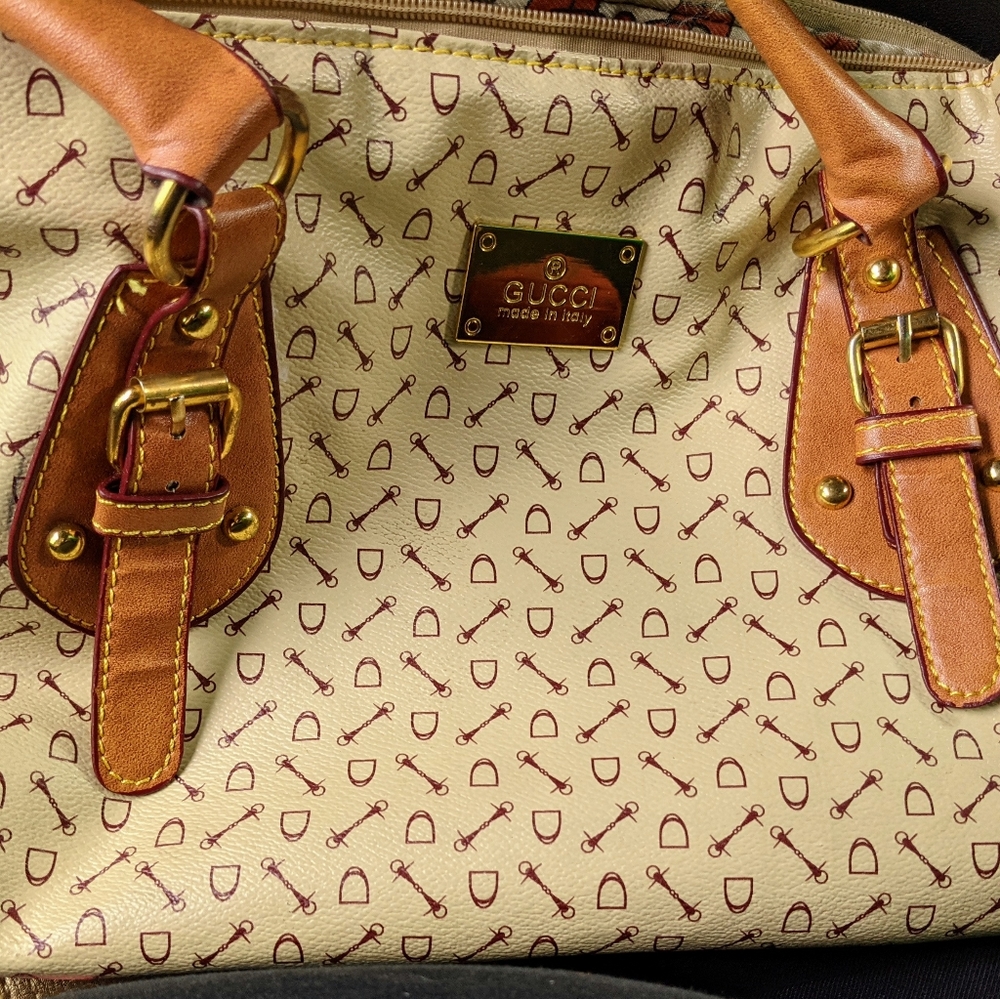 Gucci purse